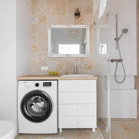 Apartment Rozlogi Sunny By Bookinghost