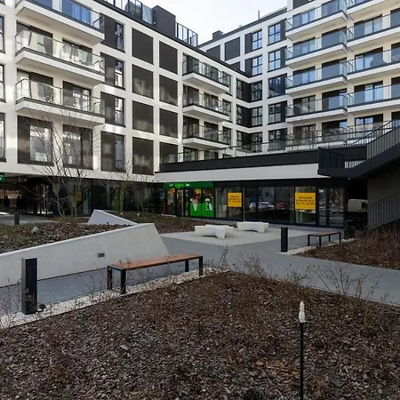 Rozlogi Sunny By Bookinghost Апартаменты Варшава