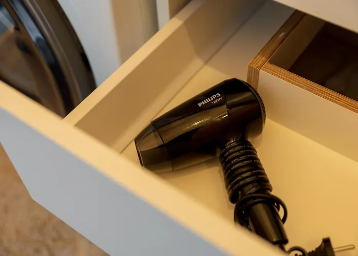 Rozlogi Sunny By Bookinghost * Varsavia