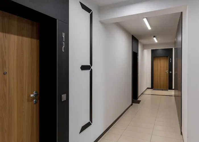 شقة Rozlogi Sunny By Bookinghost وارسو