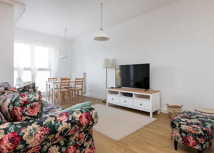 Rozlogi Sunny By Bookinghost شقة