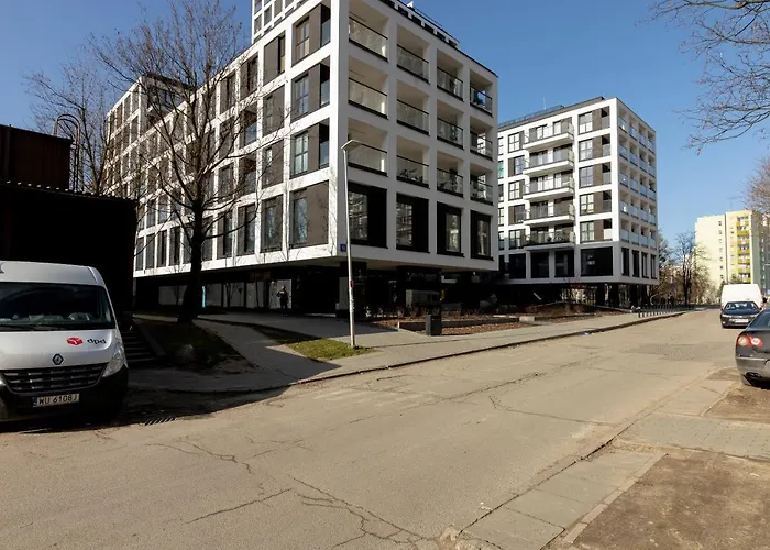 شقة Rozlogi Sunny By Bookinghost وارسو